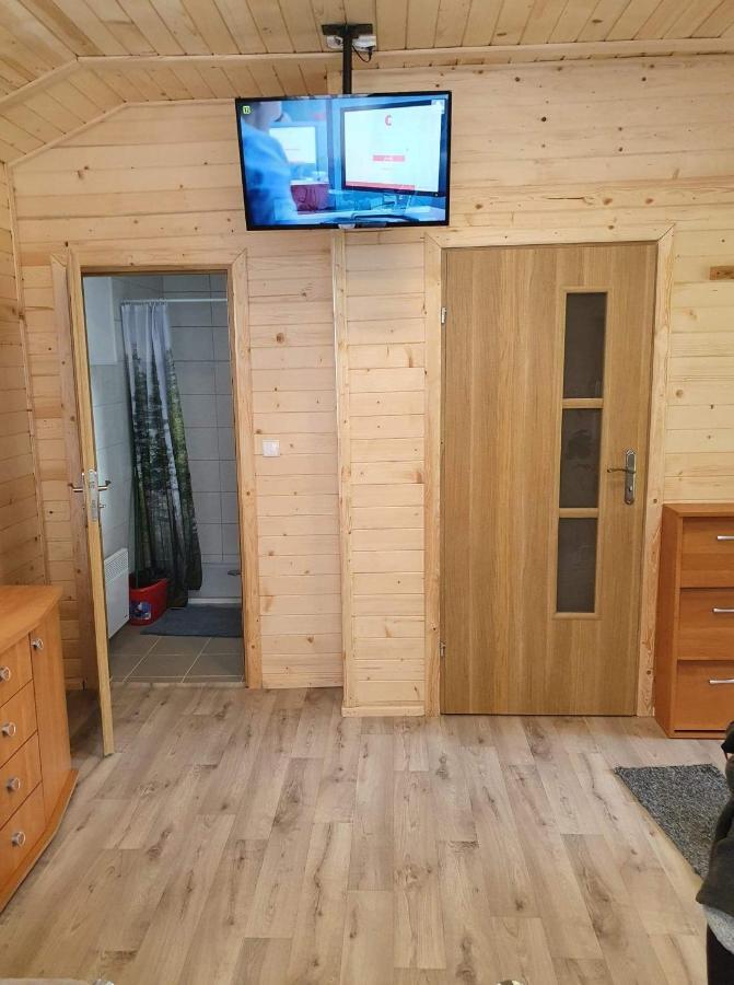Domki Nad Jeziorem Dąbrówno Exterior foto