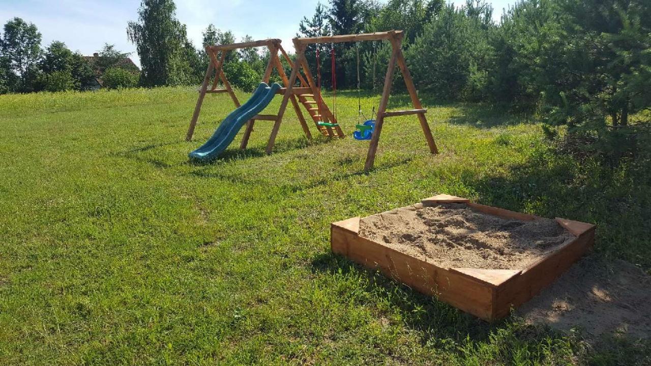 Domki Nad Jeziorem Dąbrówno Exterior foto